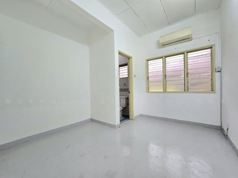 2-storey Terraced House for Sale in Seksyen 7 (Shah Alam) - Norhafiz Bin Mohd Nor - Interior - PropertyGuru.com.my