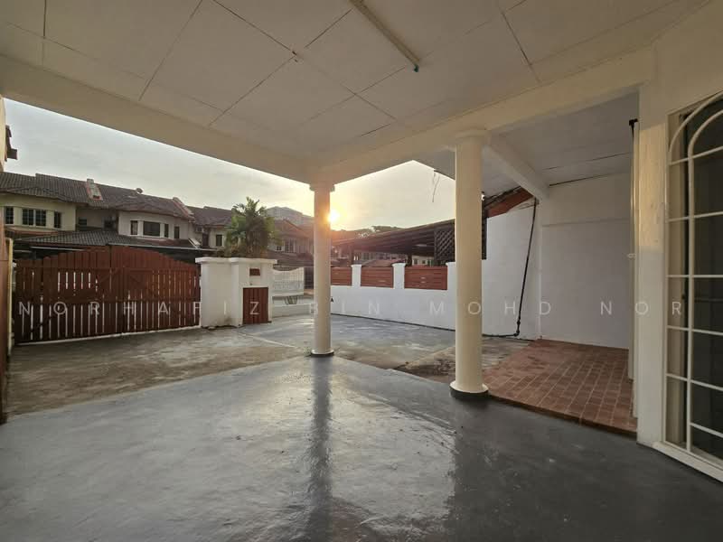 2-storey Terraced House for Sale in Seksyen 7 (Shah Alam) - Norhafiz Bin Mohd Nor - Exterior - PropertyGuru.com.my