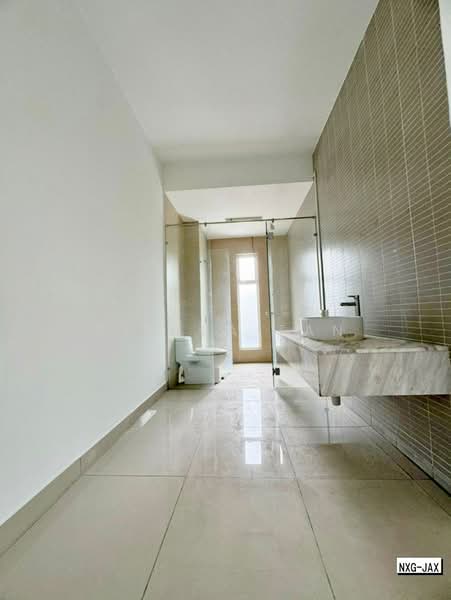 Rumah Berkembar untuk Dijual di Setia Damai (Setia Alam) - Stella Tan - Bathroom - PropertyGuru.com.my