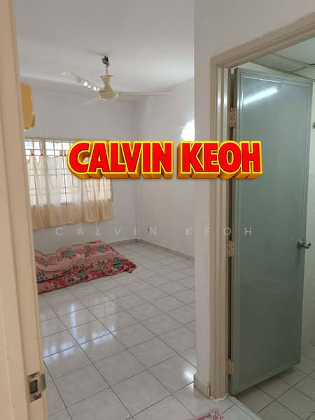 Pangsapuri untuk Dijual di The Ocean View (Bandar Sri Pinang) - Calvin Keoh - Bedroom - PropertyGuru.com.my