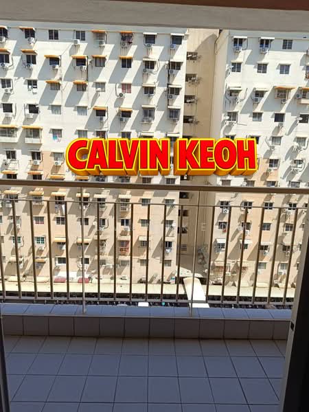 Pangsapuri untuk Dijual di The Ocean View (Bandar Sri Pinang) - Calvin Keoh - Balcony - PropertyGuru.com.my