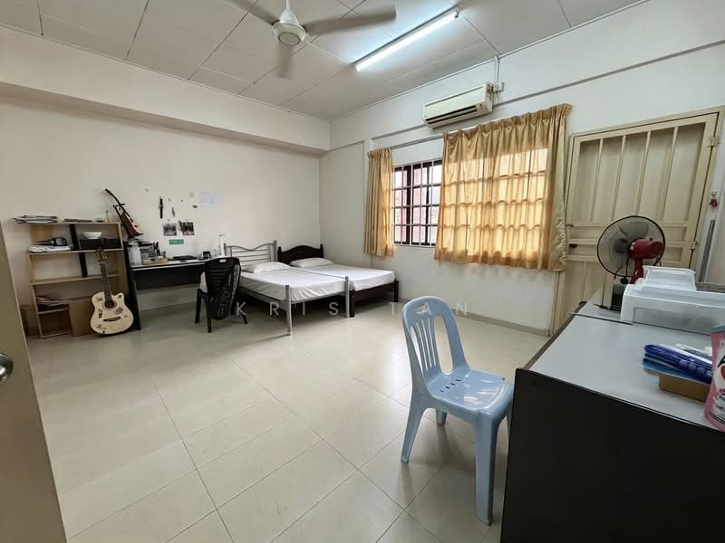 Rumah Teres untuk Dijual di Bandar Sungai Long (Selangor) - Kris Tan - Bedroom - PropertyGuru.com.my