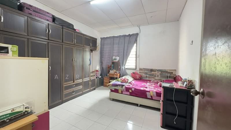 2-storey Terraced House for Sale in Bandar Saujana Putra (Tanjong Duabelas) - Nazrin Hakimin - PropertyGuru.com.my