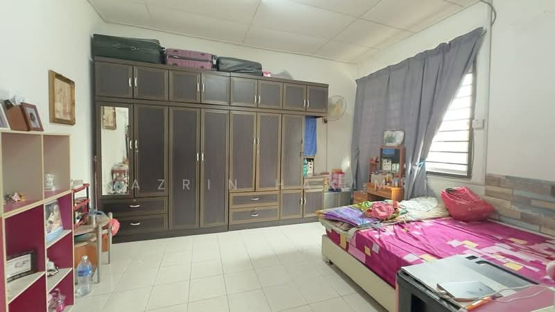 2-storey Terraced House for Sale in Bandar Saujana Putra (Tanjong Duabelas) - Nazrin Hakimin - PropertyGuru.com.my