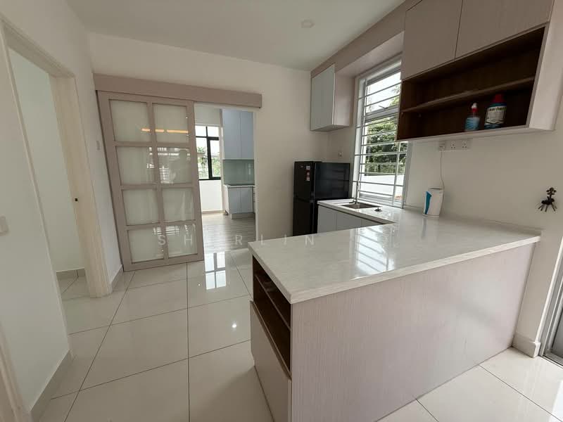 Rumah Teres 2 Tingkat untuk Disewa di Setia Eco Gardens (Gelang Patah) - Sherlin To - Kitchen - PropertyGuru.com.my