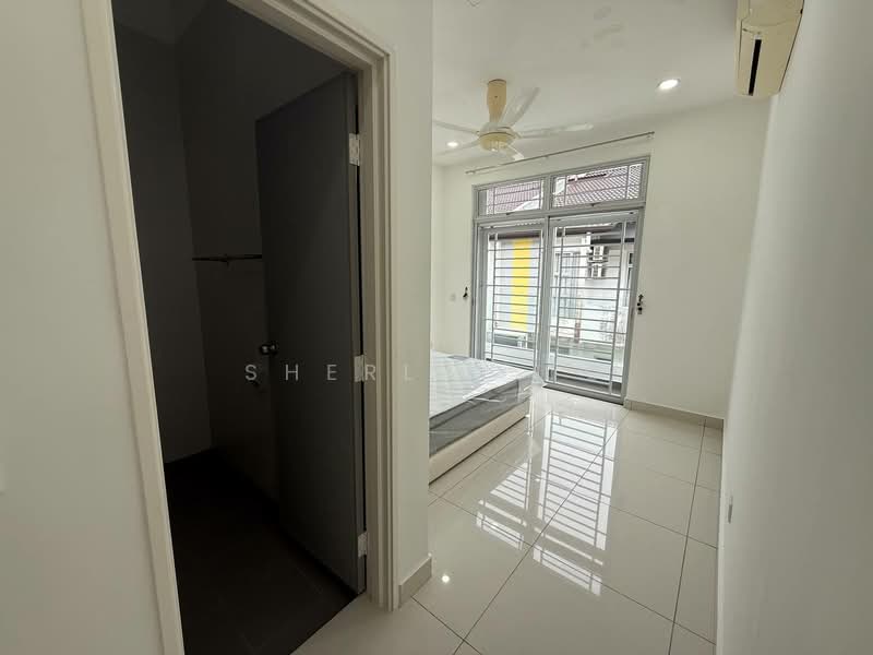 Rumah Teres 2 Tingkat untuk Disewa di Setia Eco Gardens (Gelang Patah) - Sherlin To - Bedroom - PropertyGuru.com.my