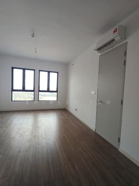Service Residence for Sale at The Pulse Residence - Shirley Tan - Bedroom - PropertyGuru.com.my