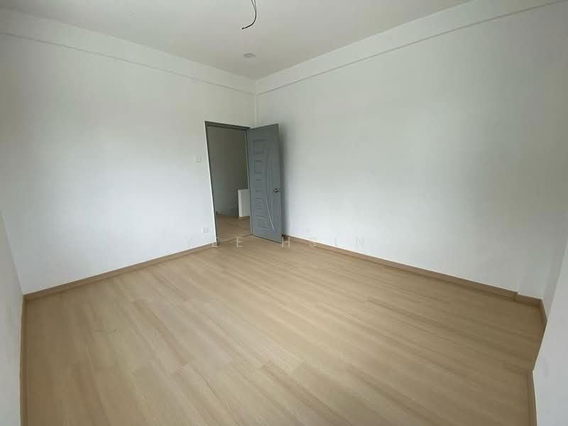 Semi-Detached House for Sale in Taman Majidee (Johor Bahru) - Yee Hsin - PropertyGuru.com.my