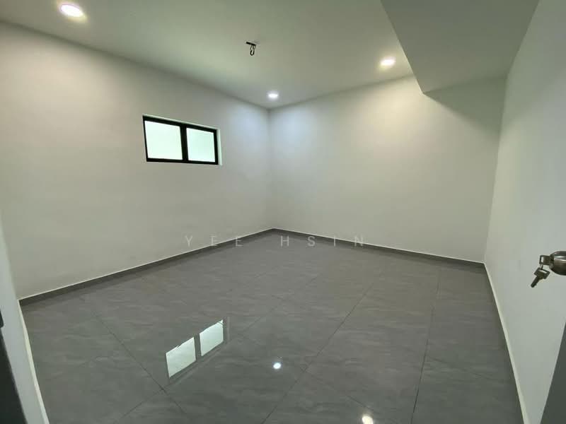 Semi-Detached House for Sale in Taman Majidee (Johor Bahru) - Yee Hsin - PropertyGuru.com.my