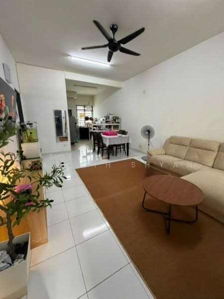 Rumah Teres 2-Tingkat untuk Dijual di Taman Nusantara Prima (Gelang Patah) - Ong Lih Shyan - Living Room - PropertyGuru.com.my