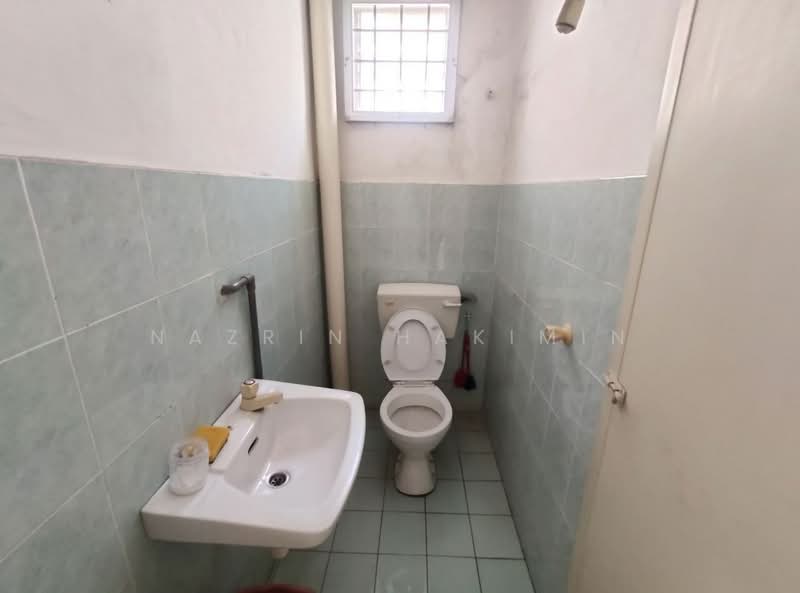 2-storey Terraced House for Sale in Bandar Puncak Alam (Puncak Alam) - Nazrin Hakimin - PropertyGuru.com.my