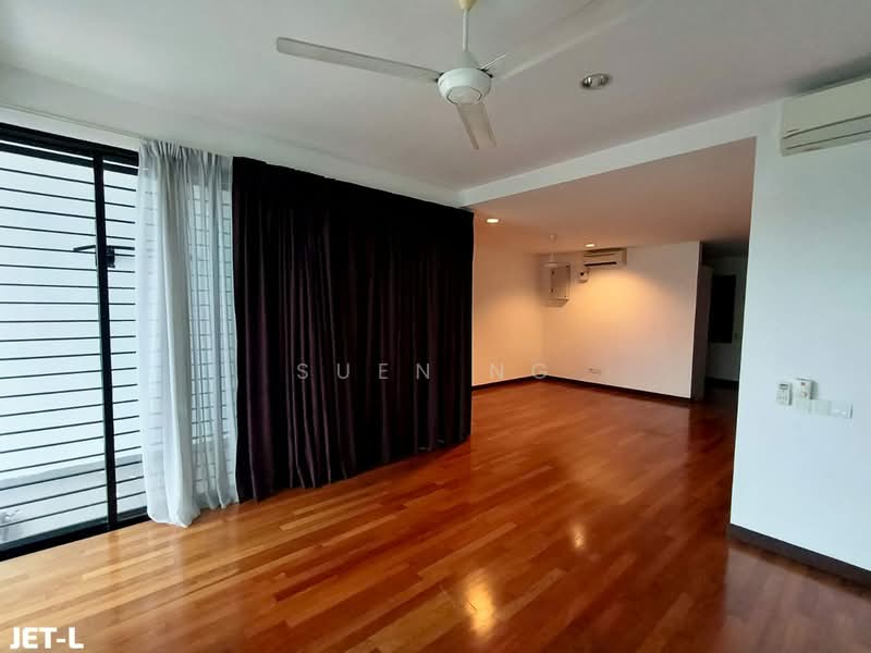 Rumah Teres 3 Tingkat untuk Disewa di Duta Villa (Setia Alam) - Suen Ng - Living Room - PropertyGuru.com.my