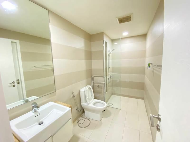Kondominium untuk Disewa di Westside Three - Evan Chan - Bathroom - PropertyGuru.com.my