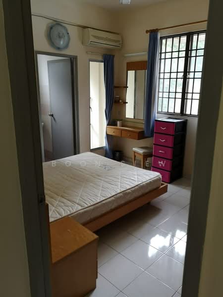 Pangsapuri untuk Dijual di Desa Alor Vista - Boon Siew - Bedroom - PropertyGuru.com.my