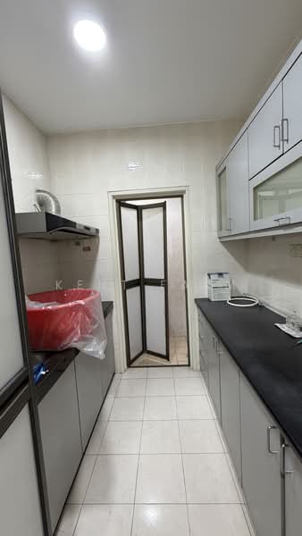 Rumah Flat untuk Dijual di Merpati - KENT FARM - Kitchen - PropertyGuru.com.my