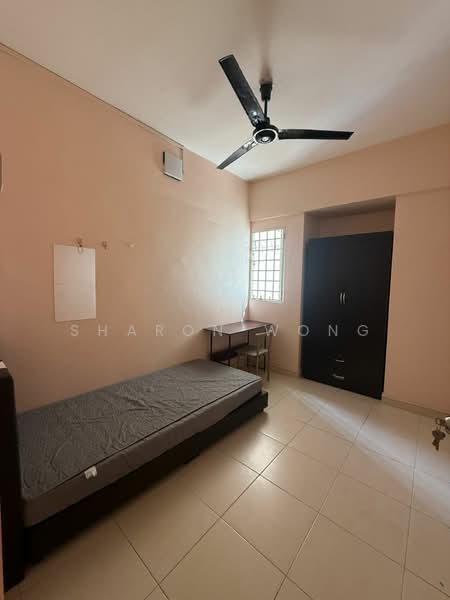 Kondominium untuk Disewa di Beverly 2 - Sharon Wong - Bedroom - PropertyGuru.com.my