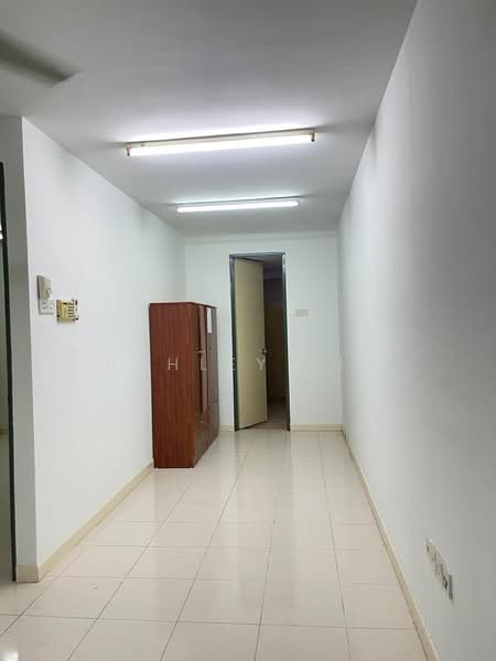 Condominium for Rent at Cyberia Smart Homes - Ashley Lim - Corridor - PropertyGuru.com.my