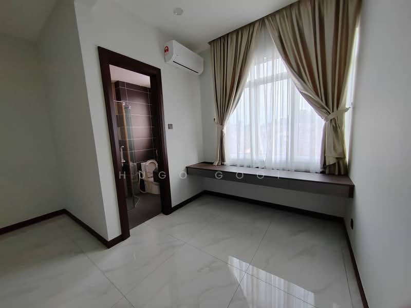 Semi-Detached House for Sale in Bandar Mahkota Cheras (Cheras) - Hugo Gooi - PropertyGuru.com.my