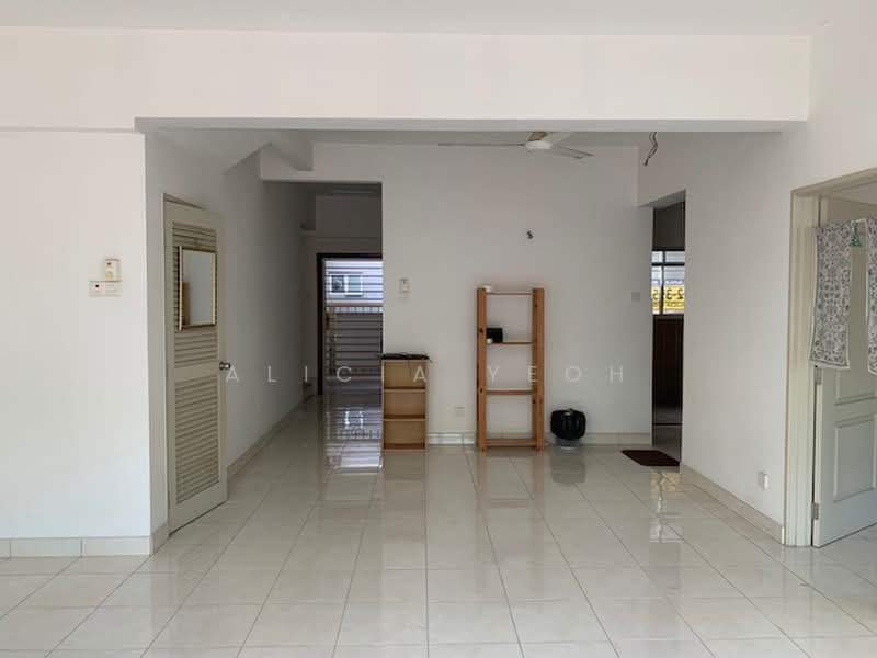 Townhouse for Rent in Kota Kemuning (Shah Alam) - Alicia Yeoh - Living Room - PropertyGuru.com.my