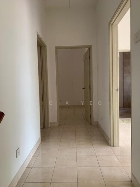 Townhouse for Rent in Kota Kemuning (Shah Alam) - Alicia Yeoh - Corridor - PropertyGuru.com.my