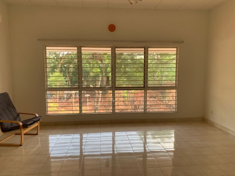 Townhouse for Rent in Kota Kemuning (Shah Alam) - Alicia Yeoh - Living Room - PropertyGuru.com.my
