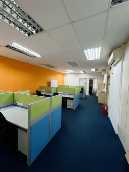 Kedai / Pejabat untuk Disewa di Kampung Sungai Kayu Ara (Petaling Jaya) - Esther Tan - Interior - PropertyGuru.com.my