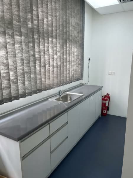 Kedai / Pejabat untuk Disewa di Kampung Sungai Kayu Ara (Petaling Jaya) - Esther Tan - Interior - PropertyGuru.com.my