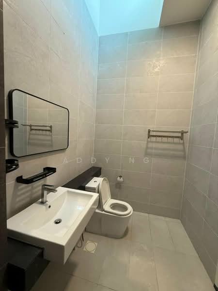 2-storey Terraced House for Sale in Eco Majestic (Semenyih) - Addy Ng - Bathroom - PropertyGuru.com.my