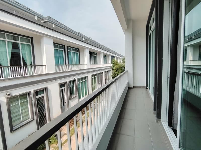 2-storey Terraced House for Sale in Eco Majestic (Semenyih) - Addy Ng - Balcony - PropertyGuru.com.my