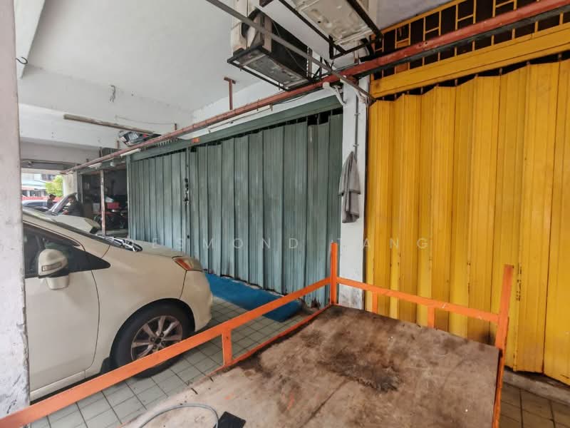 Shop / Office for Sale in Taman Wilayah Selayang (Selayang) - Desmond Tang - PropertyGuru.com.my