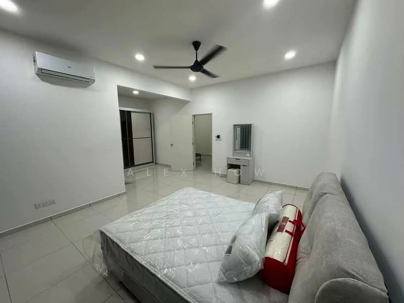 Rumah Teres untuk Disewa di Taman Desa Tebrau (Tebrau) - Alex How - Bedroom - PropertyGuru.com.my
