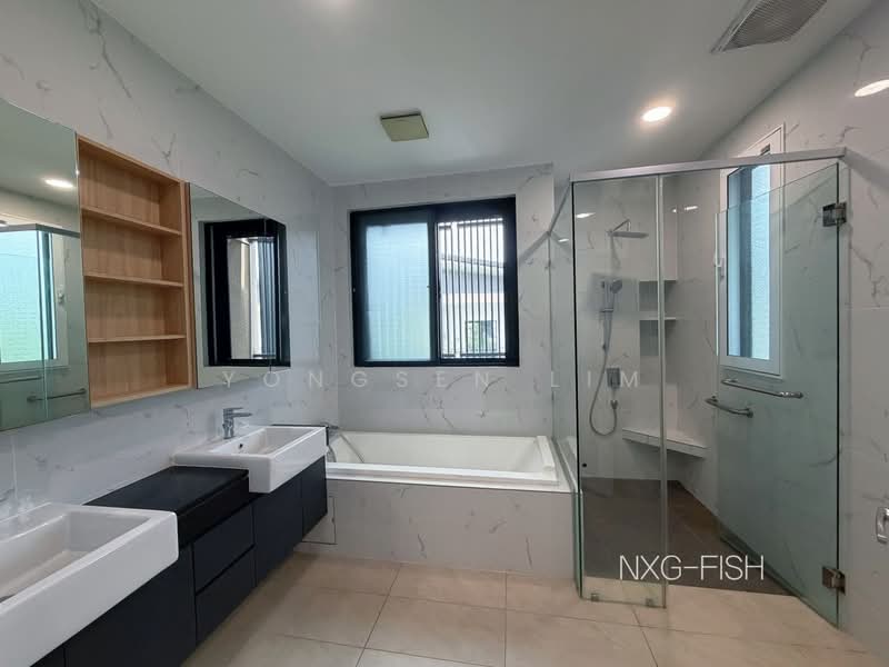 Rumah Berkembar untuk Dijual di Eco Sanctuary (Telok Panglima Garang) - Yongsen Lim - Bathroom - PropertyGuru.com.my