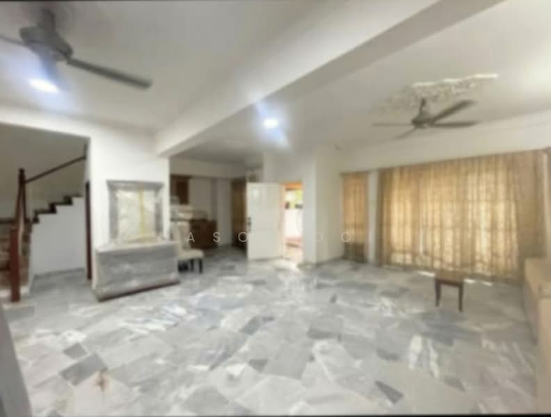 Rumah Teres 2 Tingkat untuk Dijual di Usj 24 (Subang Jaya) - Jason Ooi - Living Room - PropertyGuru.com.my