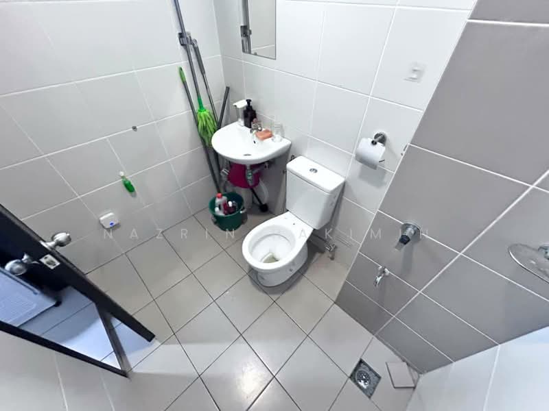Rumah Teres 2-Tingkat untuk Dijual di Bandar Bukit Raja (Klang) - Nazrin Hakimin - Bathroom - PropertyGuru.com.my