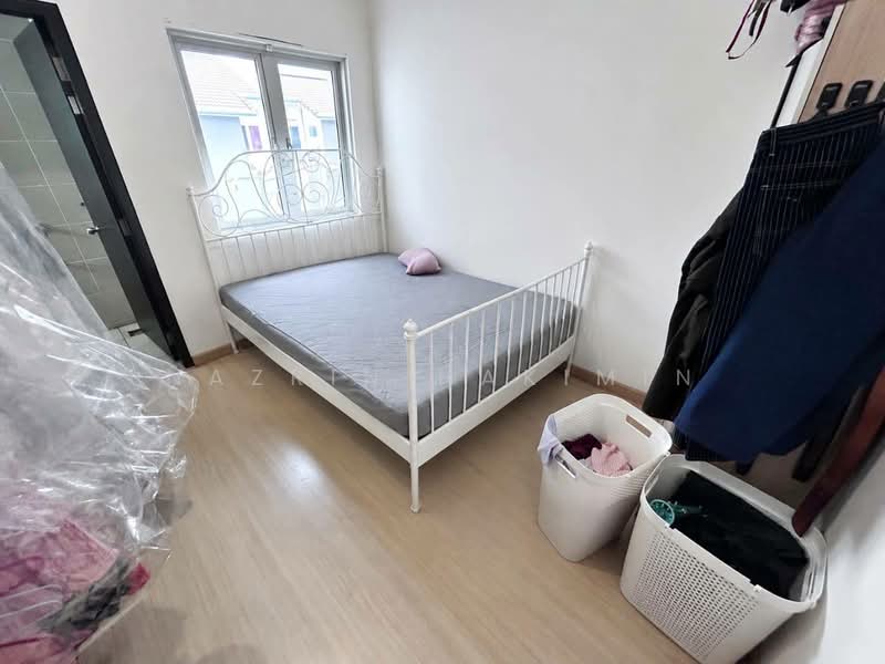 Rumah Teres 2-Tingkat untuk Dijual di Bandar Bukit Raja (Klang) - Nazrin Hakimin - Bedroom - PropertyGuru.com.my