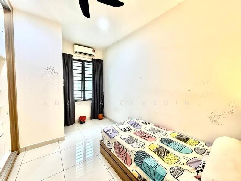 2.5-storey Terraced House for Sale in Puchong (Selangor) - Adzura Zamedin - Bedroom - PropertyGuru.com.my
