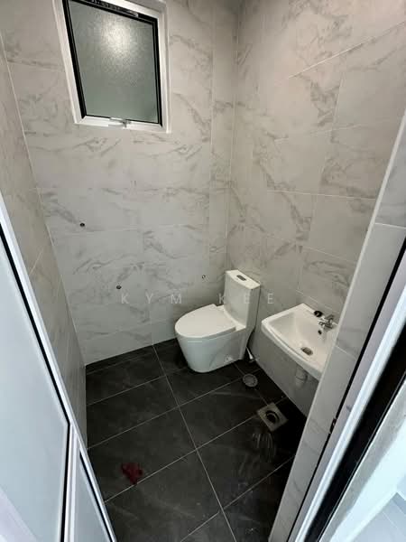 Rumah Teres 1 Tingkat untuk Dijual di Masai (Johor) - Kym Kee - Bathroom - PropertyGuru.com.my