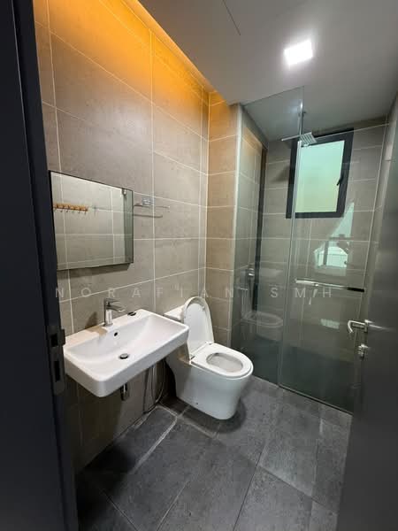 Condominium for Rent at The Valley Residences @ SkySierra - Norafian SMH - Bathroom - PropertyGuru.com.my