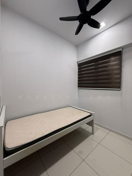Condominium for Rent at The Valley Residences @ SkySierra - Norafian SMH - Bedroom - PropertyGuru.com.my