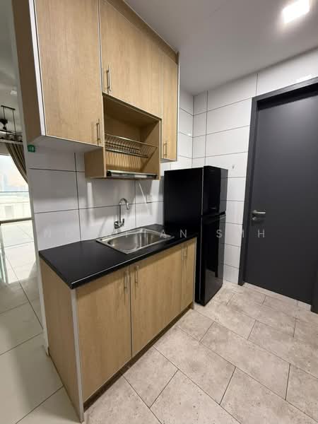 Condominium for Rent at The Valley Residences @ SkySierra - Norafian SMH - Kitchen - PropertyGuru.com.my