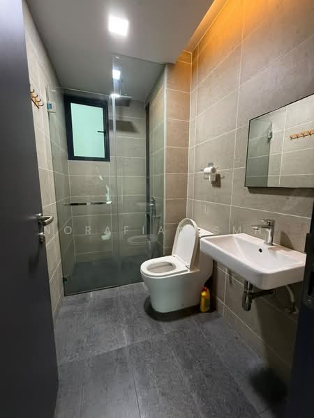 Condominium for Rent at The Valley Residences @ SkySierra - Norafian SMH - Bathroom - PropertyGuru.com.my