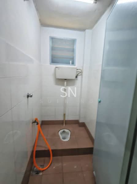 Kilang untuk Dijual di Port Klang (Pelabuhan Klang) (Selangor) - Suen Ng - Bathroom - PropertyGuru.com.my