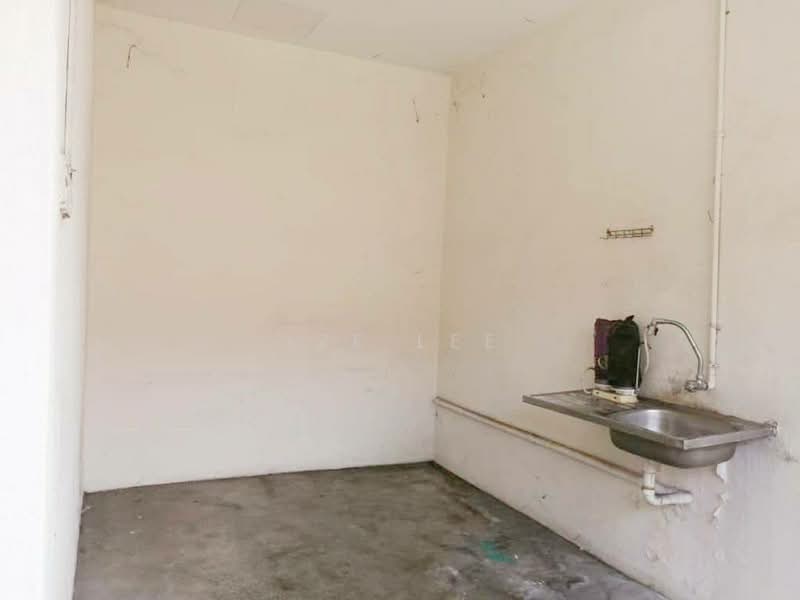 Shop for Sale in Taman Ungku Tun Aminah (Skudai) - Sze Lee - Interior - PropertyGuru.com.my