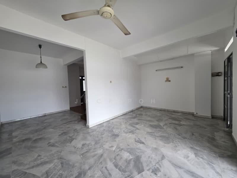 Rumah Teres 2 Tingkat untuk Dijual di Ipoh (Perak) - Jack Poh - Living Room - PropertyGuru.com.my