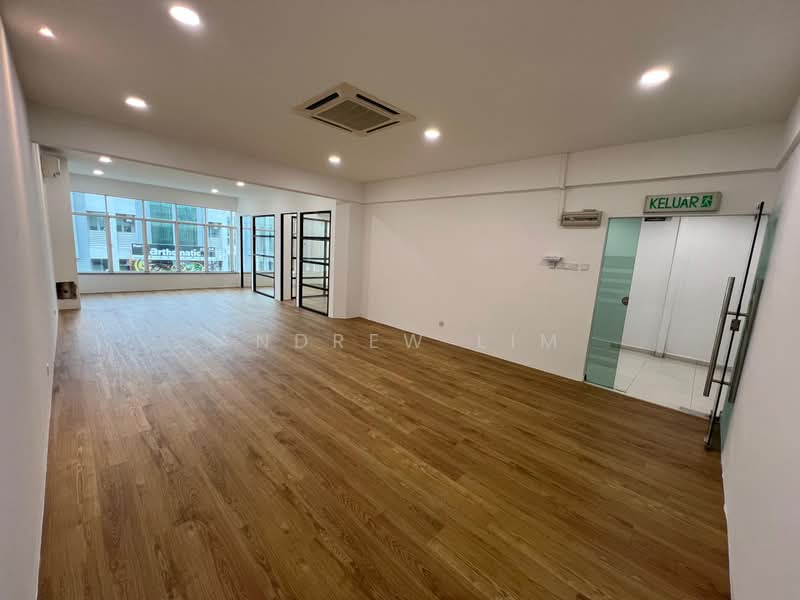 Office for Rent in Bandar Puteri Puchong (Puchong) - andrew lim - Living Room - PropertyGuru.com.my