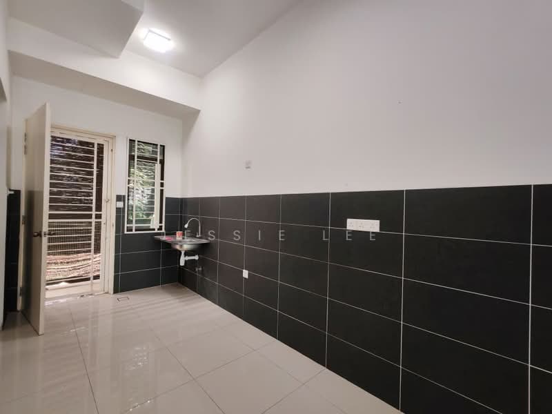 Rumah Teres 2-Tingkat untuk Dijual di Ceria Residence (Cyberjaya) - Jessie Lee - Kitchen - PropertyGuru.com.my
