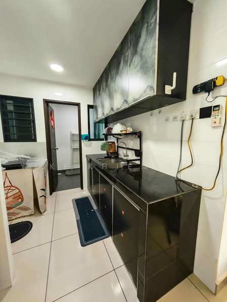 Servis Apartment untuk Disewa di Service Residence @ Landmark Residence 2 - Yoke Khiem Yap - Kitchen - PropertyGuru.com.my