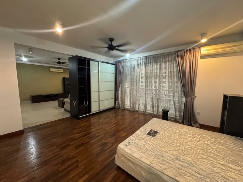 Servis Apartment untuk Disewa di Ritze Perdana 2 - Yu Kelwis - Bedroom - PropertyGuru.com.my