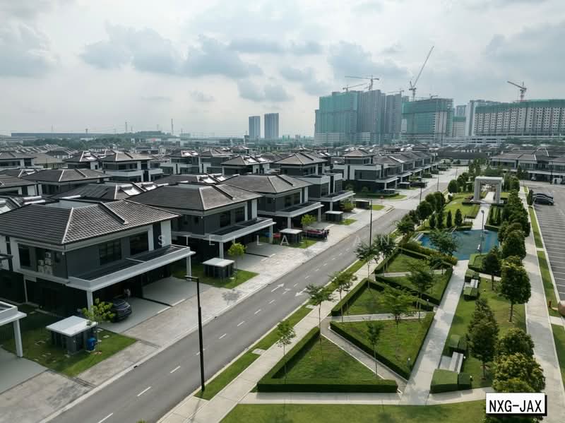 Rumah Berkembar untuk Dijual di Eco Ardence (Setia Alam) - Stella Tan - Exterior - PropertyGuru.com.my