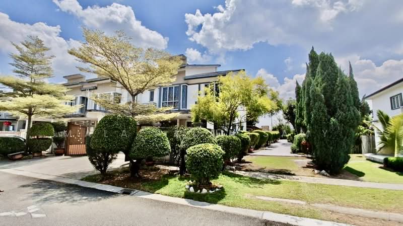 2-storey Terraced House for Sale in D'alpinia (Puchong) - Mala Palanisamy - PropertyGuru.com.my